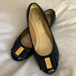 ✨ Kate Spade ✨ black patent leather flats-perfect!
